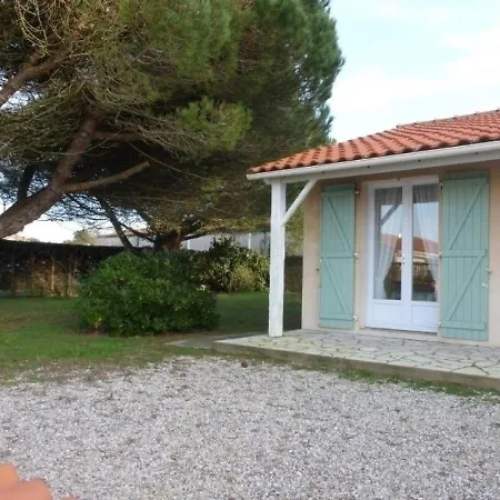 Дом отдыха Maison A 2 Km De La Avec Terrasse, Jardin Et Garage A - Fr-1-224a-27