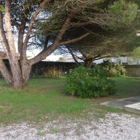 Maison A 2 Km De La Avec Terrasse, Jardin Et Garage A - Fr-1-224a-27