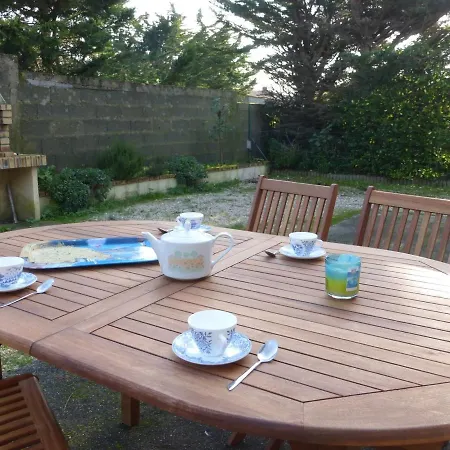 Дом отдыха Maison A 2 Km De La Avec Terrasse, Jardin Et Garage A - Fr-1-224a-27 Брем-сюр-Мер