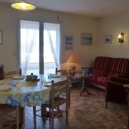 Maison A 2 Km De La Avec Terrasse, Jardin Et Garage A - Fr-1-224a-27 Brem-Sur-Mer