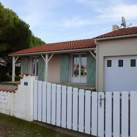 Maison A 2 Km De La Avec Terrasse, Jardin Et Garage A - Fr-1-224a-27